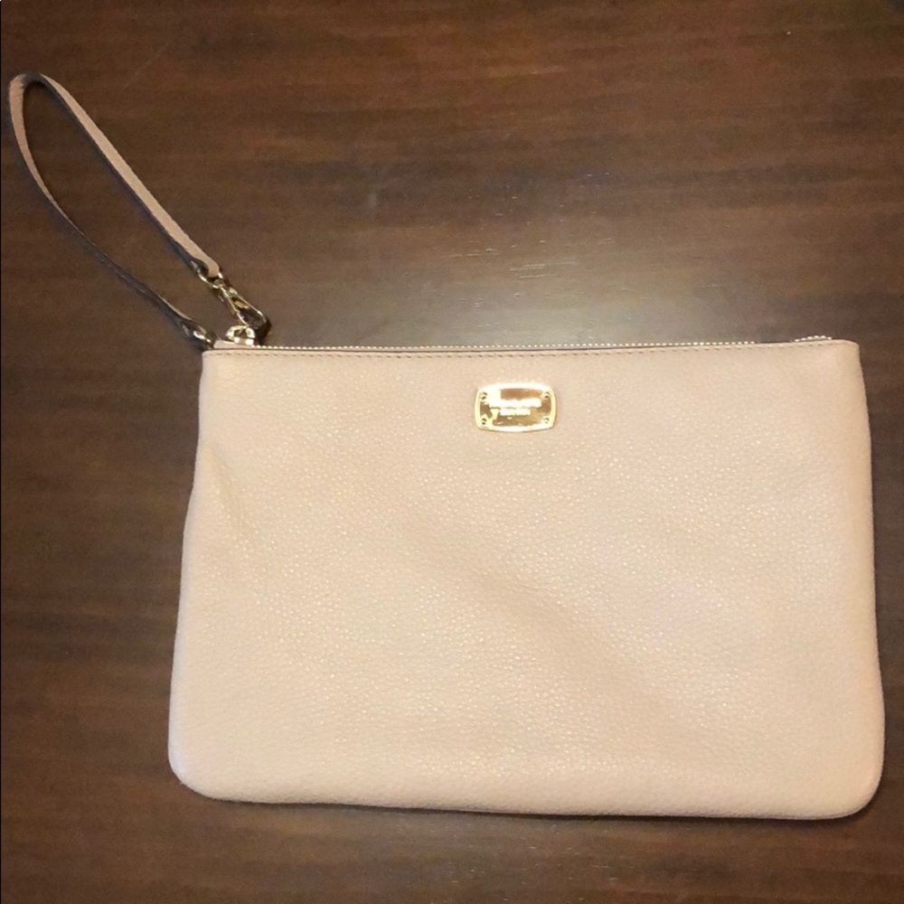 Michael Kors wristlet